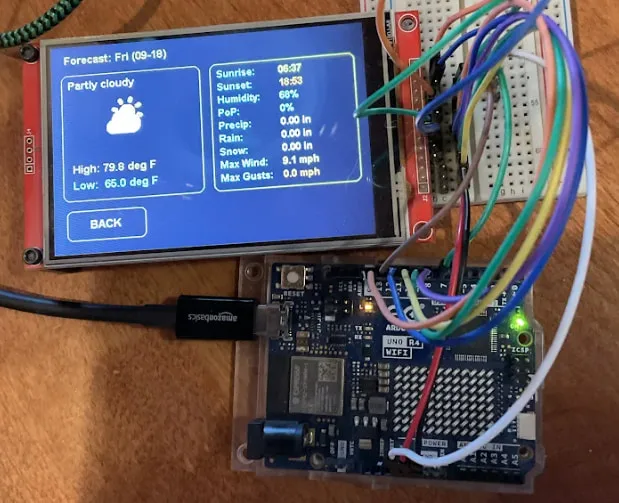 Porting a weather station app from the Arduino® GIGA™ R1 to the Arduino® UNO™ R4 boards