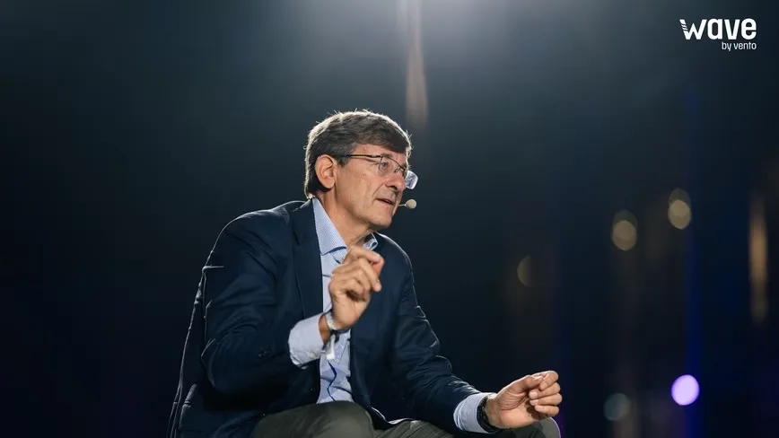 Vittorio Colao defends copyright rules and the DSA in Europe’s AI debate